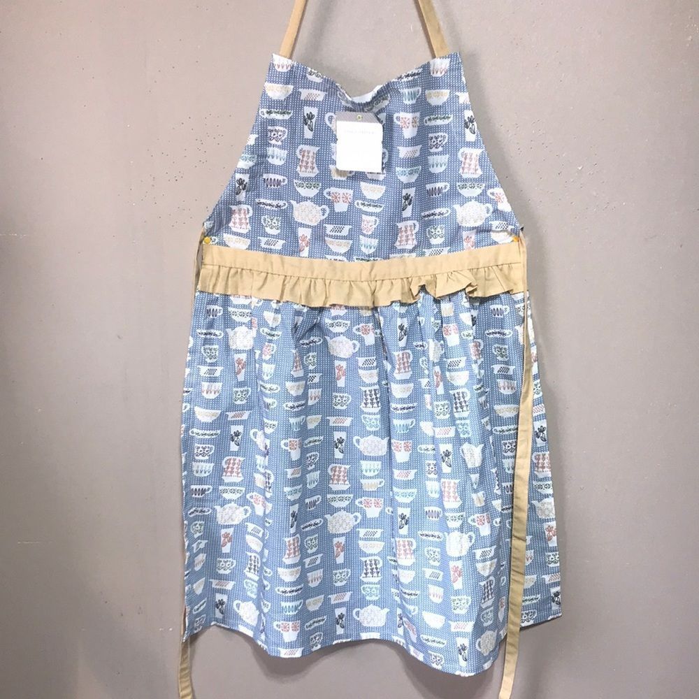 NWT retro 60s China pattern apron OSFA cups teapots creamer sugar blue yellow